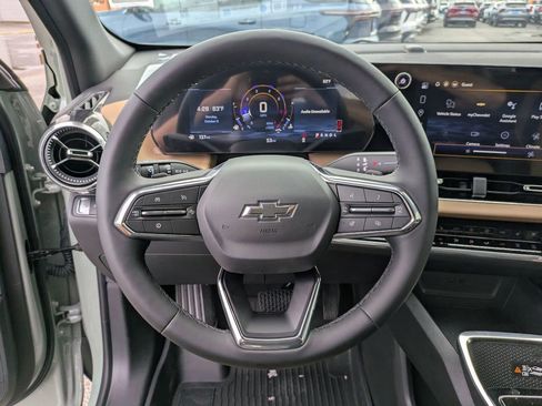 New 2026 Chevrolet Equinox ACTIV w/ Convenience Package III image 20