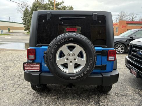 Used 2015 Jeep Wrangler Unlimited Sport w/ Quick Order Package 24S image 6