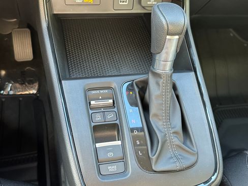 Certified 2025 Honda CR-V LX image 28