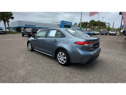 Used 2024 Toyota Corolla LE FWD image 4