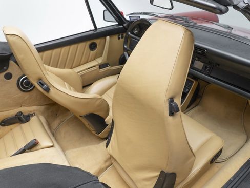 Used 1987 Porsche 911 Carrera image 30