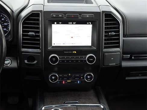 Used 2019 Ford Expedition Max Limited image 30