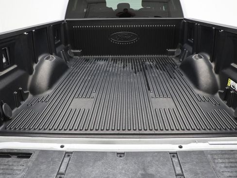 Used 2021 Ford F150 XLT w/ XTR Package image 12