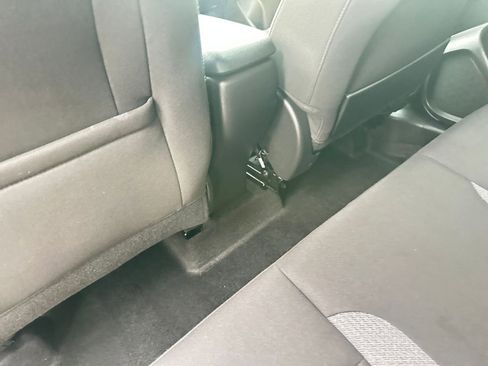 Used 2025 Chevrolet TrailBlazer LT image 24