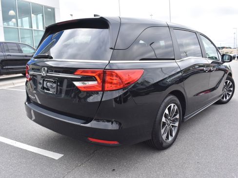 Used 2024 Honda Odyssey EX-L image 9