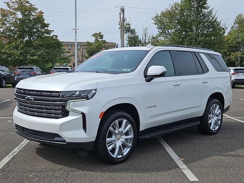Used 2021 Chevrolet Tahoe RST w/ Luxury Package image 3