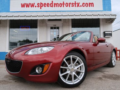Used 2010 MAZDA MX-5 Miata Grand Touring w/ Premium Pkg RWD image 1