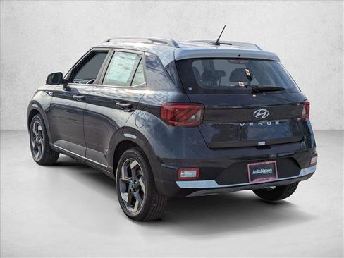 New 2026 Hyundai Venue SEL image 8