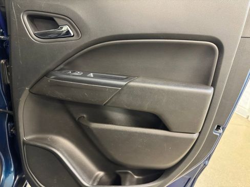 Used 2020 Chevrolet Colorado LT AWD/4WD image 26