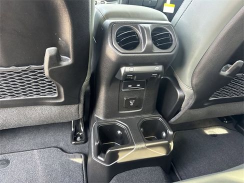 New 2026 Jeep Gladiator Mojave image 21