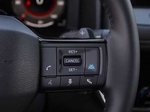 Certified 2025 Nissan Rogue SL w/ Tech Package AWD/4WD image 14