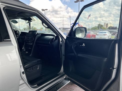 Used 2021 Nissan Armada SV AWD/4WD image 50