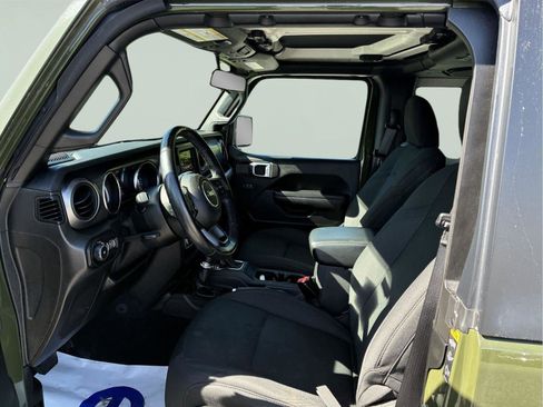 Used 2021 Jeep Wrangler Sport AWD/4WD image 13
