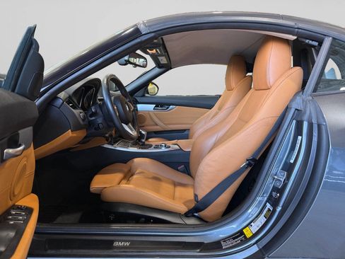 Used 2014 BMW Z4 sDrive28i RWD image 10