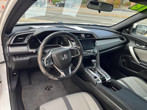 Used 2018 Honda Civic EX-T image 10