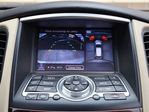 Used 2017 INFINITI QX50 AWD w/ Premium Plus Package image 41