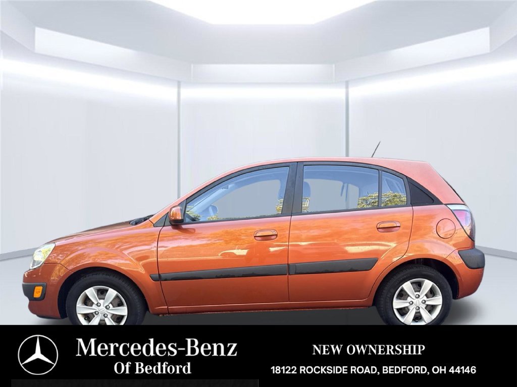 Used 2009 Kia Rio5 w/ PWR Pkg FWD image 3