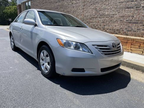 Used 2009 Toyota Camry LE image 14