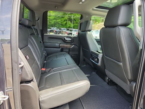 Used 2021 GMC Sierra 2500 Denali w/ Denali Ultimate Package AWD/4WD image 38