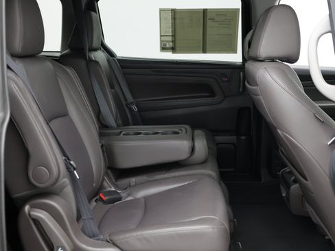 Used 2018 Honda Odyssey EX-L image 39