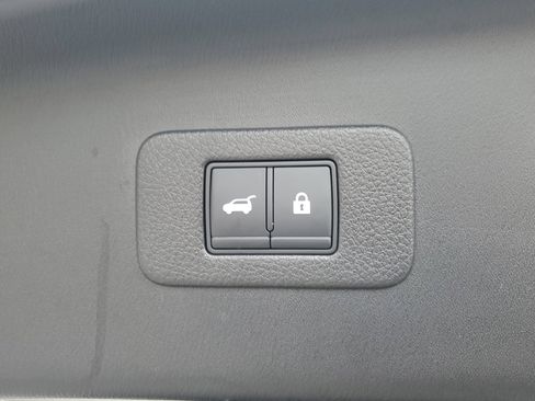 Certified 2021 Nissan Armada SL w/ Captain's Chairs Package image 10