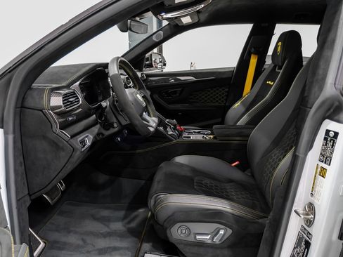 Used 2024 Lamborghini Urus Performante image 6