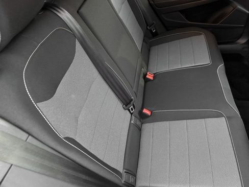 Used 2025 Volkswagen Taos S AWD/4WD image 19