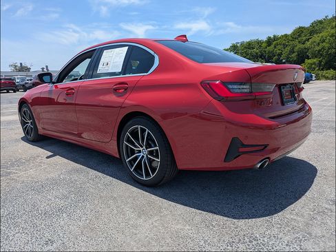 Used 2022 BMW 330i Sedan w/ Premium Package RWD image 7