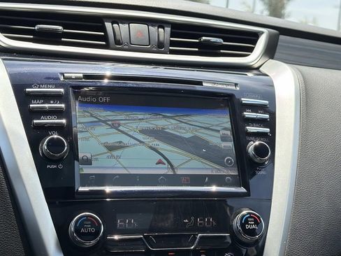 Used 2017 Nissan Murano Platinum w/ Platinum Technology Package FWD image 10