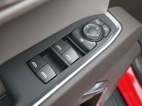 Used 2026 GMC Sierra 1500 SLE w/ Preferred Package AWD/4WD image 13