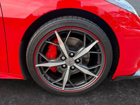 Used 2022 Chevrolet Corvette Stingray Preferred Conv w/ Z51 Performance Package RWD image 24