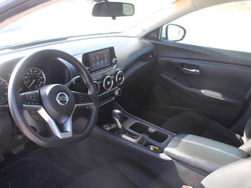 Used 2021 Nissan Sentra S image 19