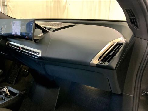 Certified 2023 BMW iX xDrive50 w/ Premium Package image 18