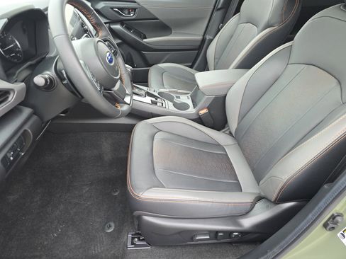 Certified 2025 Subaru Crosstrek 2.5i Limited w/ Crosstrek Mirror Package image 18
