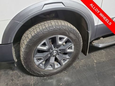 Used 2021 Nissan Titan Platinum Reserve w/ Moonroof Package image 7
