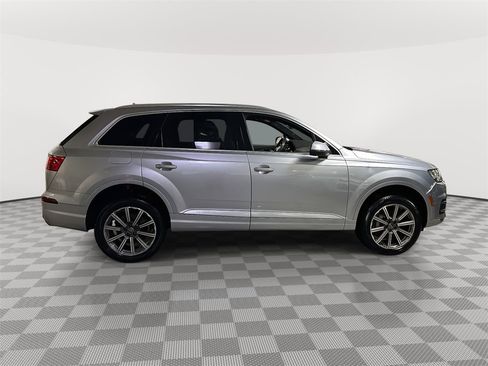 Used 2019 Audi Q7 3.0T Premium Plus w/ Premium Plus Package image 2