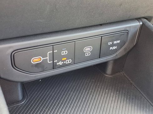 Used 2025 Kia K4 FWD image 23