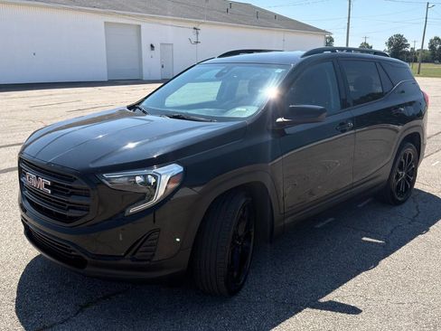 Used 2020 GMC Terrain SLE w/ Elevation Edition AWD/4WD image 11