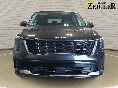 Used 2025 Kia Sorento S w/ Panoramic Sunroof Package FWD image 2