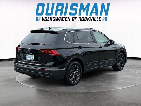 Used 2022 Volkswagen Tiguan SE FWD image 6