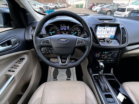 Used 2017 Ford Escape Titanium image 6