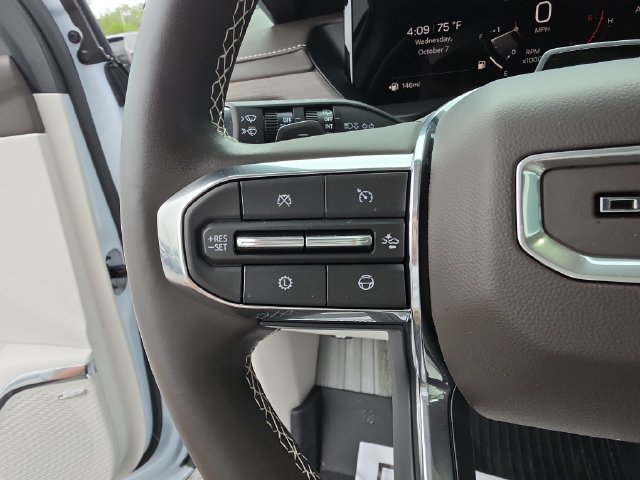 Certified 2026 GMC Acadia Denali w/ Super Cruise Package FWD image 27