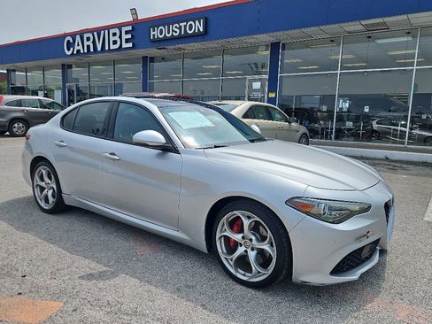 Used 2018 Alfa Romeo Giulia Ti Sport w/ Quick Order Package 22S Sport AWD/4WD image 1