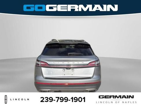 Used 2023 Lincoln Nautilus FWD w/ Premium Package image 6