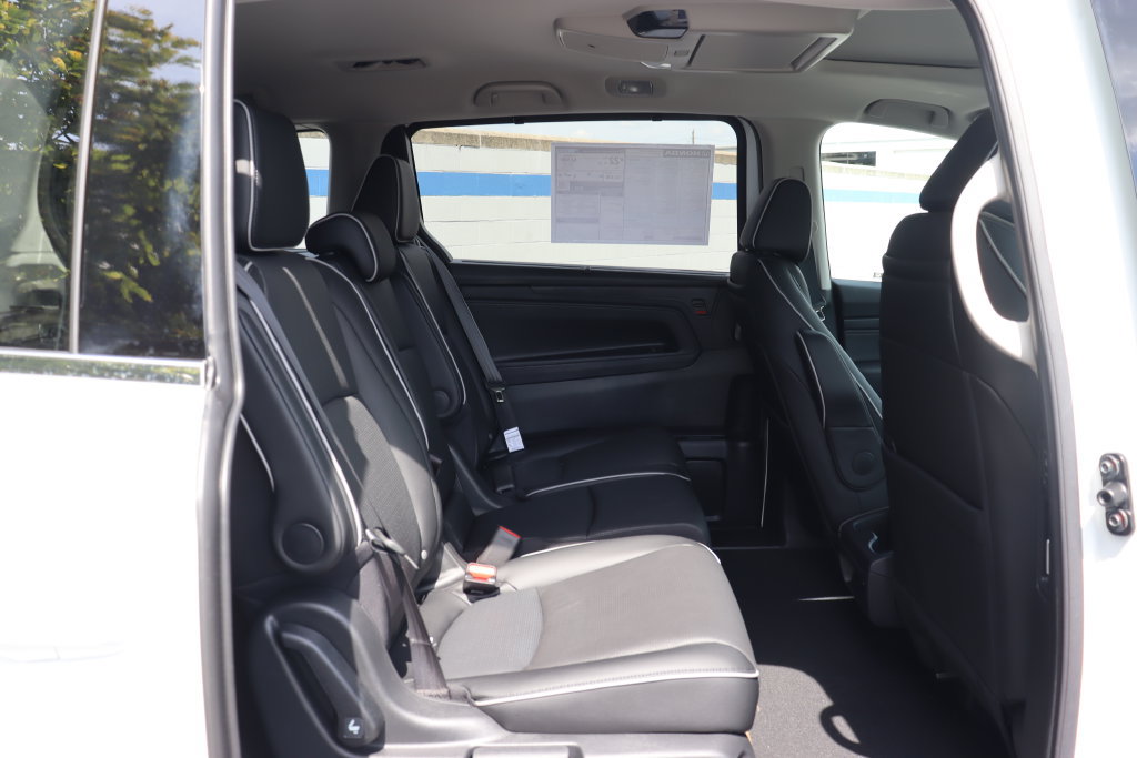 New 2027 Honda Odyssey Elite image 14