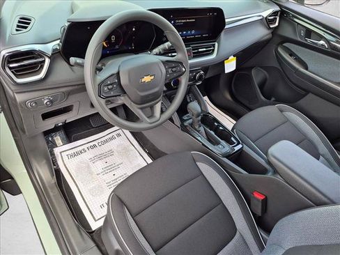 New 2026 Chevrolet TrailBlazer LT FWD image 3