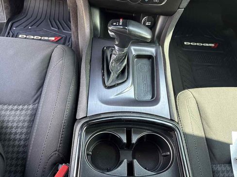 Used 2018 Dodge Charger R/T w/ Blacktop Package image 27