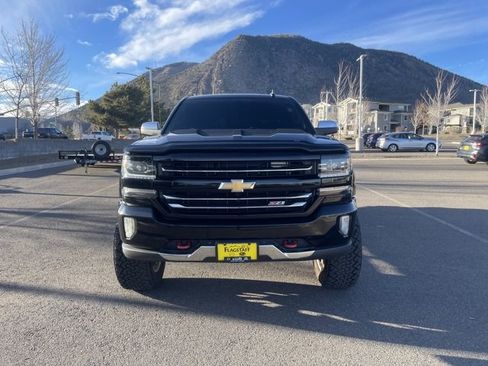 Used 2017 Chevrolet Silverado 1500 LTZ Z71 image 11