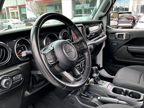 Used 2021 Jeep Wrangler Unlimited Sport image 14