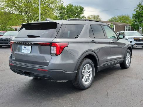 New 2026 Ford Explorer Active AWD/4WD image 4